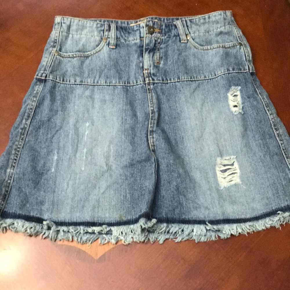 3/$15 Paris blues jeans skirt
